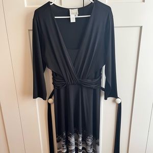 Donna Morgan Faux Wrap Dress Size 14